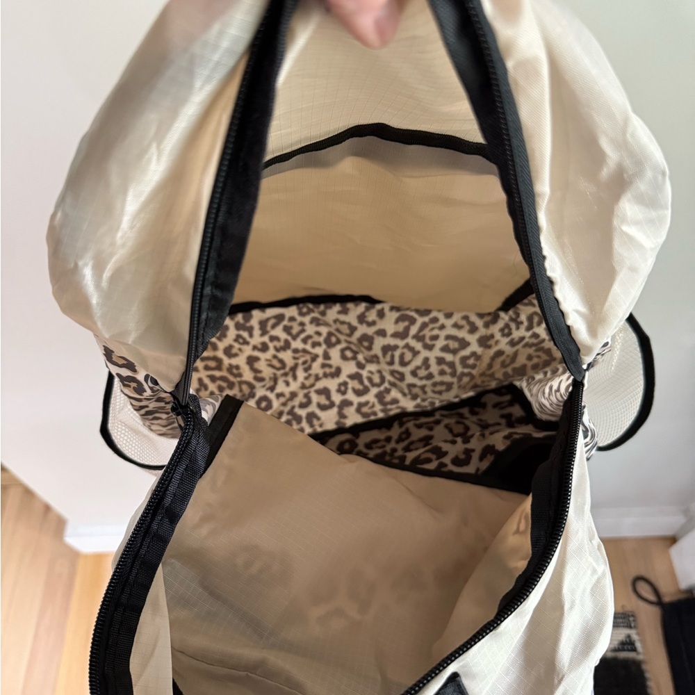 APL Lightweight Packable Backpack - Leopard Print - NWT - Picture 7 of 9
